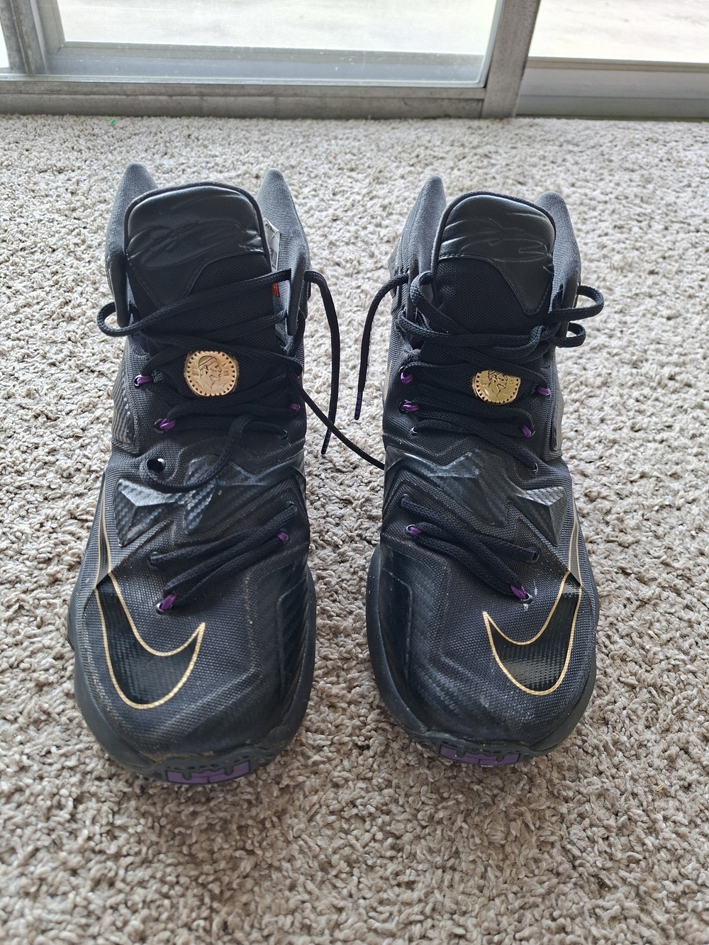 Nike LeBron XIII Pot of Gold Men’s Basketball Sneakers 807219-007 Size 11